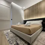 Appartement Garibaldi 2 Renovated 1br With Parking, Old Town