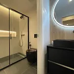 Garibaldi 2 Renovated 1br With Parking, Old Town Appartement Olbia