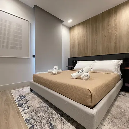 Superior 1br - Fully Renovated & Equipped - Prime Location In Historical Centre - Garibaldi#2 - Free Parking