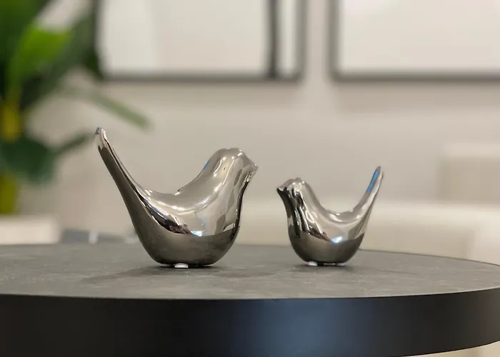 Appartamento Superior 1br - Fully Renovated&equipped - Prime Centre Location - Garibaldi#2 - Parking