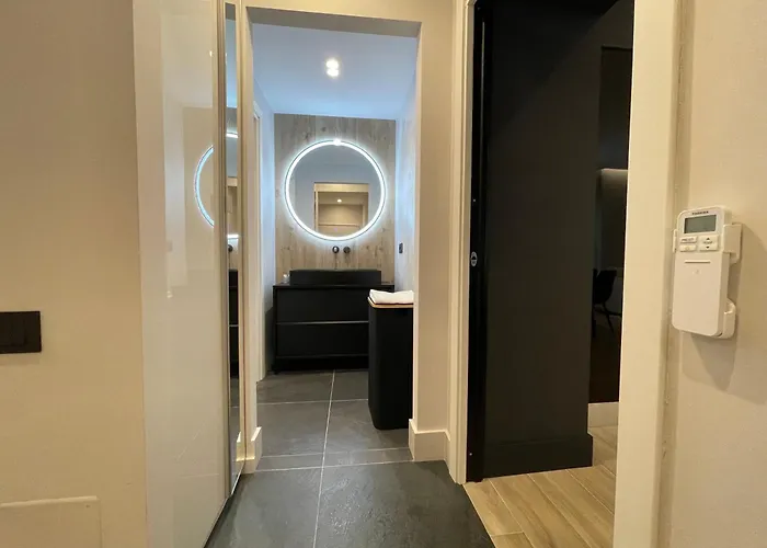 Superior 1br - Fully Renovated&equipped - Prime Centre Location - Garibaldi#2 - Parking * Olbia