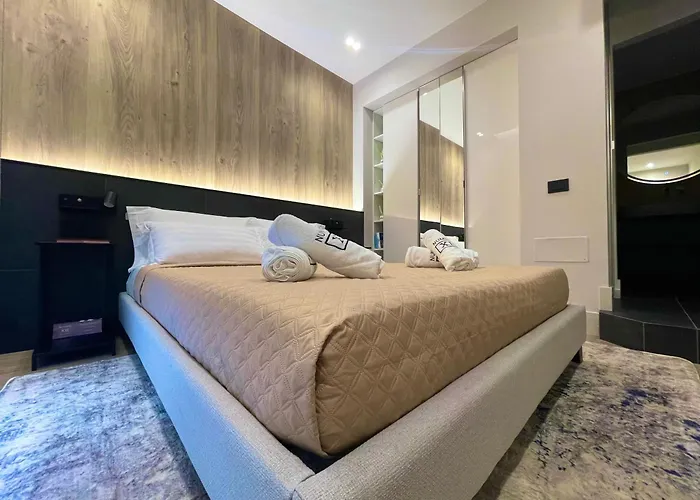 Apartman Superior 1br - Fully Renovated & Equipped - Prime Centre Location - Garibaldi#2 - Parking *