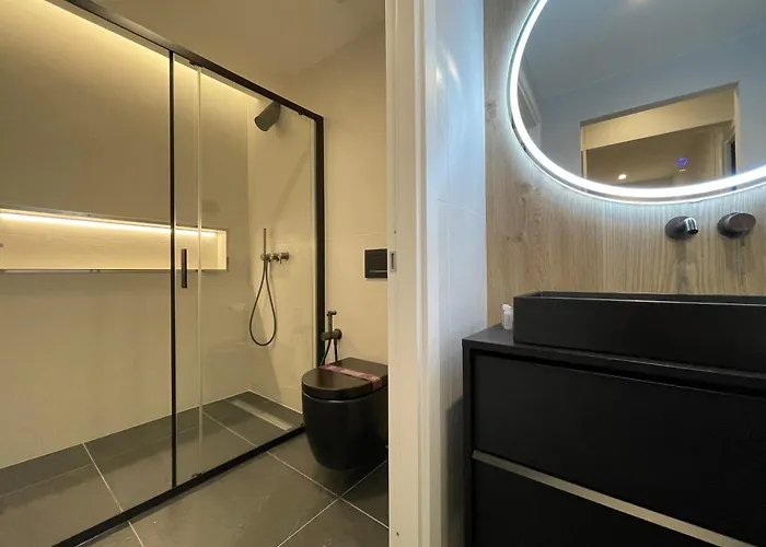 Superior 1br - Fully Renovated & Equipped - Prime Centre Location - Garibaldi#2 - Parking Apartamento Olbia